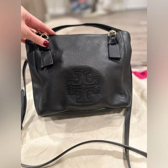 Tory Burch Harper Tote Small in Black - Picture 1 of 10